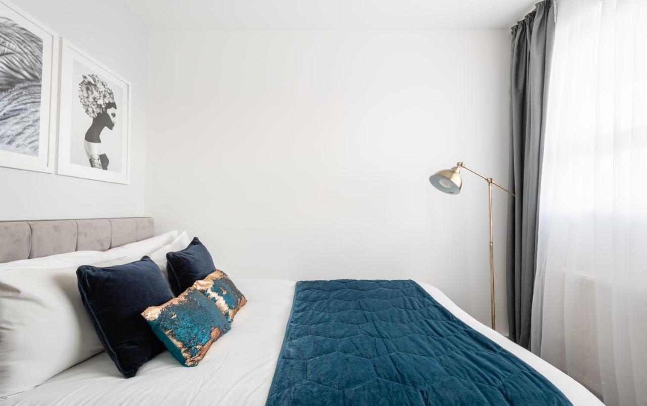 Stunning And Spacious 4 Bed Apr Next To Bricklane ลอนดอน ภายนอก รูปภาพ